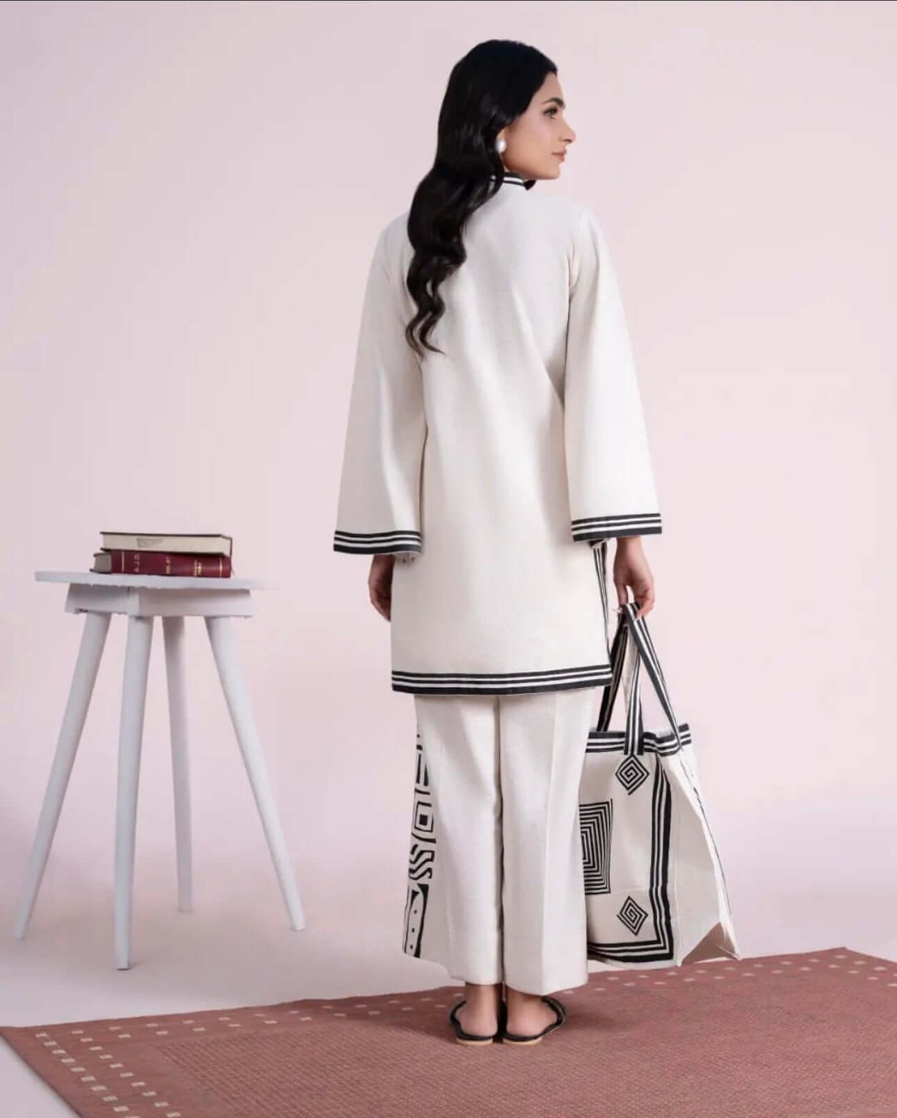 ARCANE THREADS- WITH PRINTED BAG 2pc